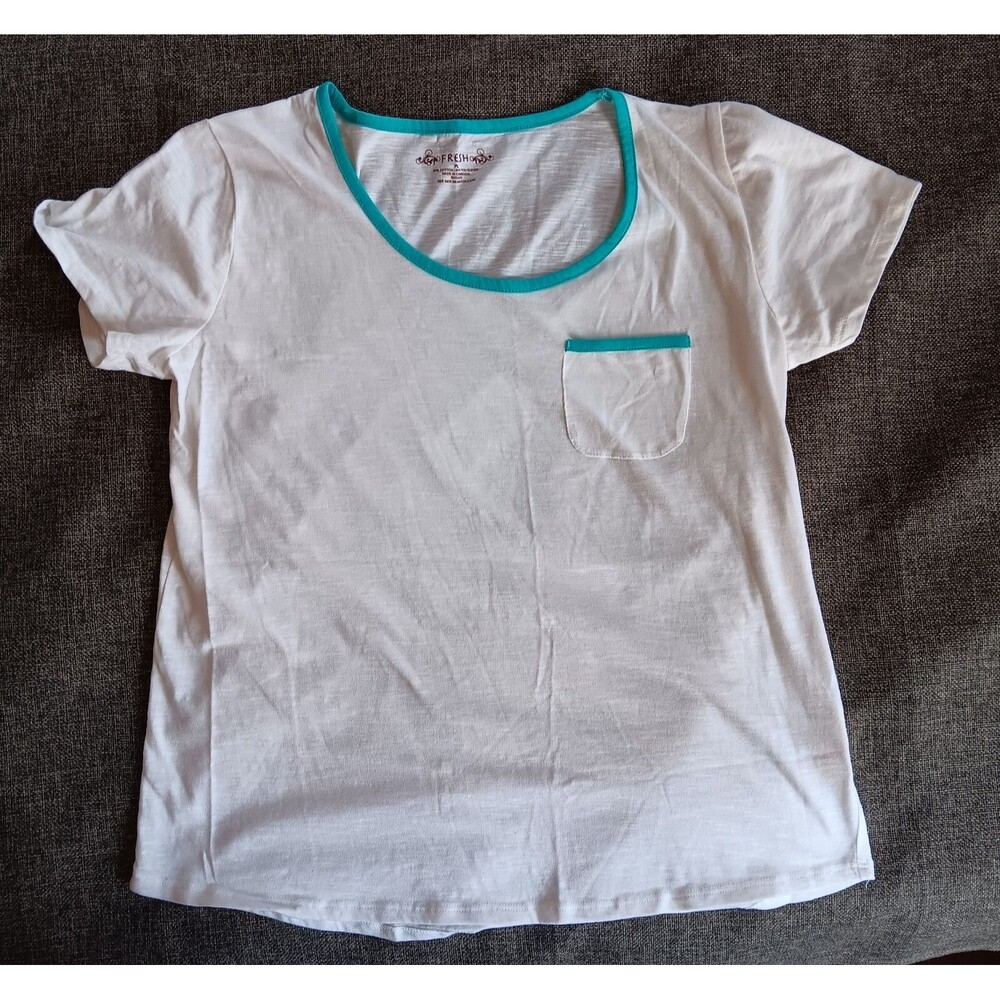 Shirt XL New womans Fresh White Short Sleeve causal Sea Green Trim Front Pocket